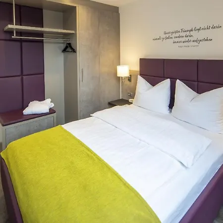 Hotel Gloria Superior 3*