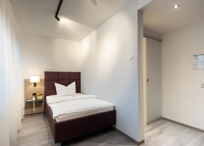 Hotel Gloria Superior 3*