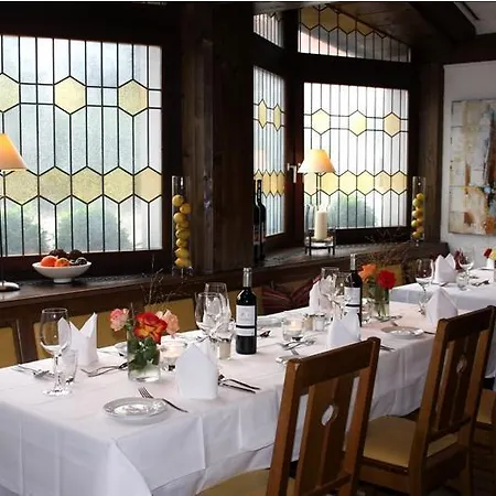 Gloria Superior 3* شتوتغارت